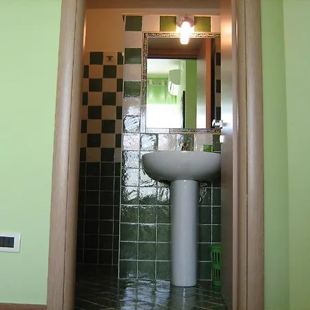 Isola Greca Guest house *